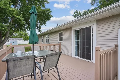 4702 Leslee Lane Waterloo IA 50701
