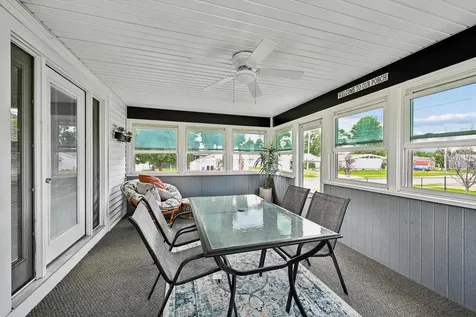 2700 3rd Avenue Marion IA 52302