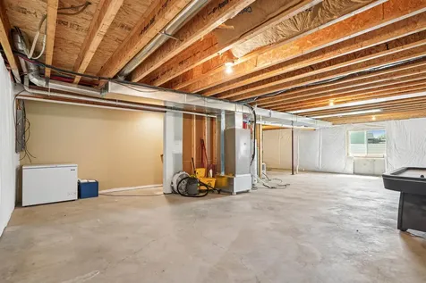 5685 Summerland Drive Waterloo IA 50701