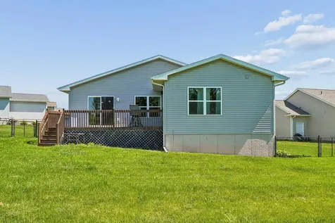 5685 Summerland Drive Waterloo IA 50701