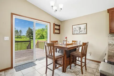 5685 Summerland Drive Waterloo IA 50701