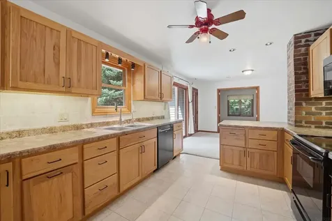 2613 Joplin Avenue Denver IA 50622