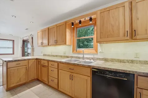 2613 Joplin Avenue Denver IA 50622