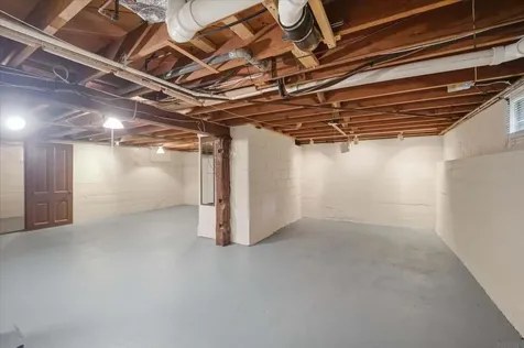 2613 Joplin Avenue Denver IA 50622