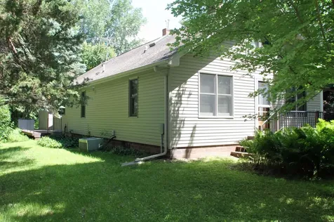 2613 Joplin Avenue Denver IA 50622