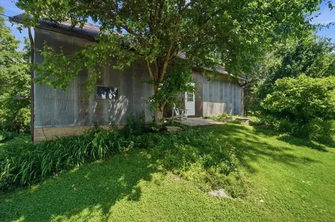 2613 Joplin Avenue Denver IA 50622