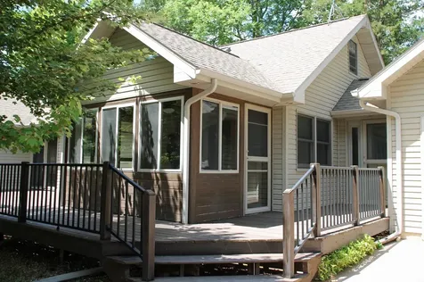 2613 Joplin Avenue Denver IA 50622