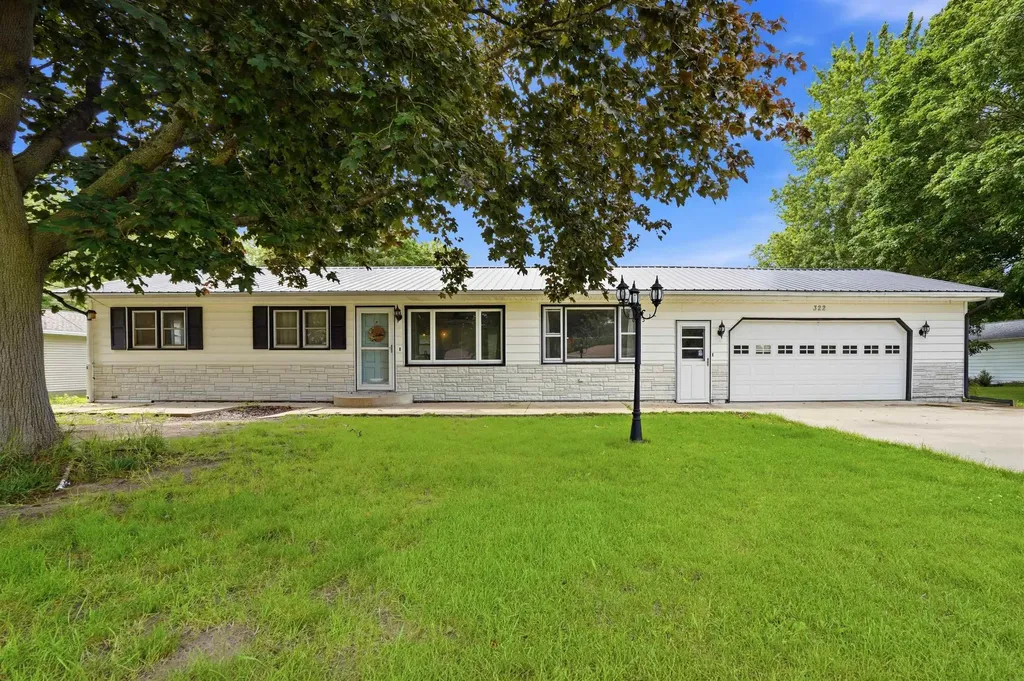 322 Crestridge Drive Waterloo IA 50702
