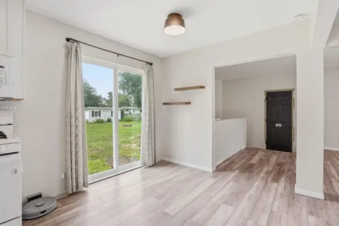 322 Crestridge Drive Waterloo IA 50702