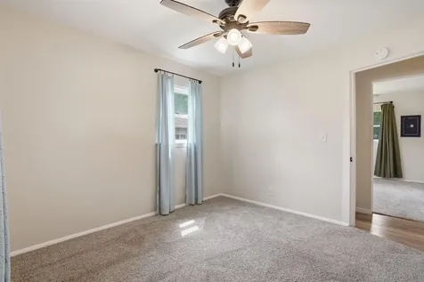 322 Crestridge Drive Waterloo IA 50702
