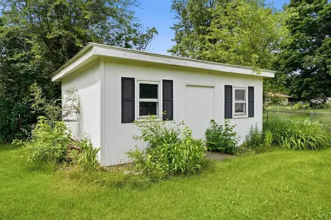 322 Crestridge Drive Waterloo IA 50702
