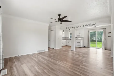 322 Crestridge Drive Waterloo IA 50702