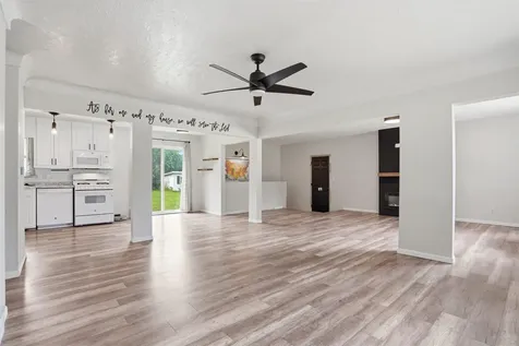 322 Crestridge Drive Waterloo IA 50702
