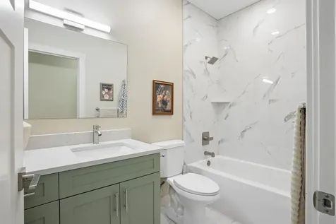 3732 Broomfield Drive Cedar Falls IA 50613
