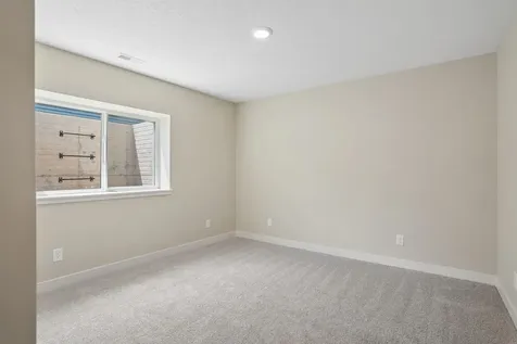 3732 Broomfield Drive Cedar Falls IA 50613