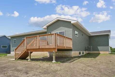 3732 Broomfield Drive Cedar Falls IA 50613