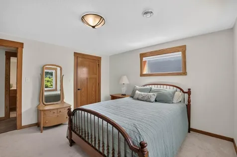 4208 Harvest Lane Cedar Falls IA 50613