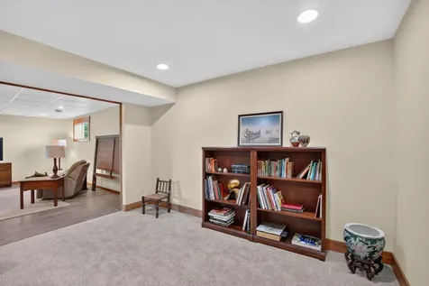 4208 Harvest Lane Cedar Falls IA 50613