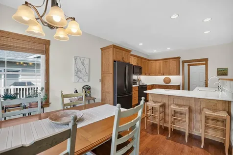 4208 Harvest Lane Cedar Falls IA 50613