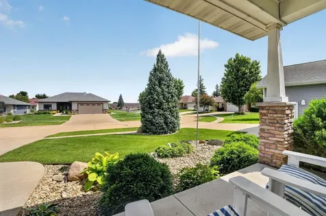 4208 Harvest Lane Cedar Falls IA 50613