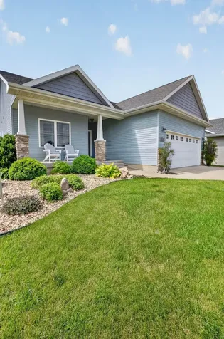4208 Harvest Lane Cedar Falls IA 50613
