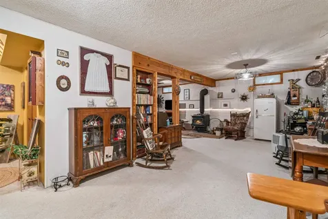 1119 Kaplan Drive Waterloo IA 50702