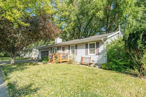 1119 Kaplan Drive Waterloo IA 50702