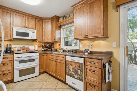1119 Kaplan Drive Waterloo IA 50702