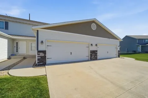 1615 Darby Drive Waterloo IA 50702