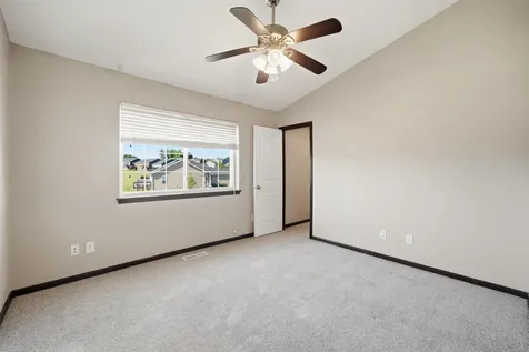 1615 Darby Drive Waterloo IA 50702
