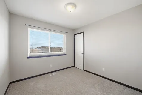 1615 Darby Drive Waterloo IA 50702