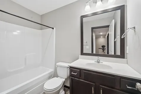 1615 Darby Drive Waterloo IA 50702