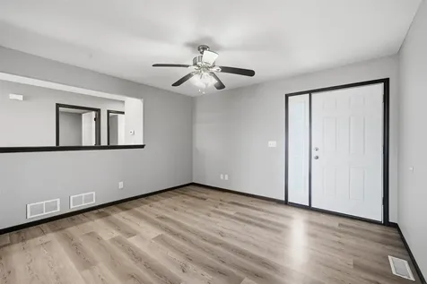 1615 Darby Drive Waterloo IA 50702