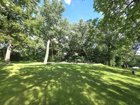 22118 181st Avenue Manchester IA 52057