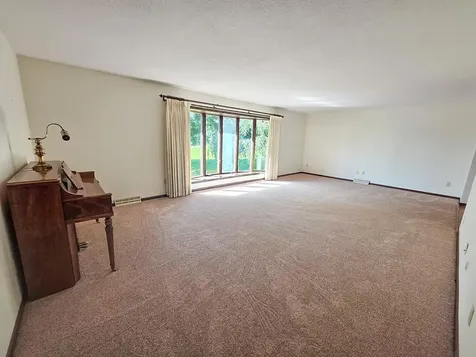 22118 181st Avenue Manchester IA 52057