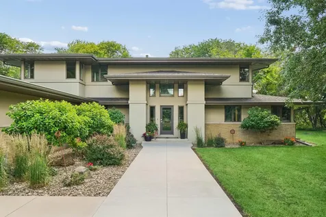 9044 Beaver Meadows Lane Cedar Falls IA 50613