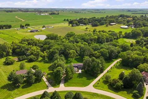 9044 Beaver Meadows Lane Cedar Falls IA 50613