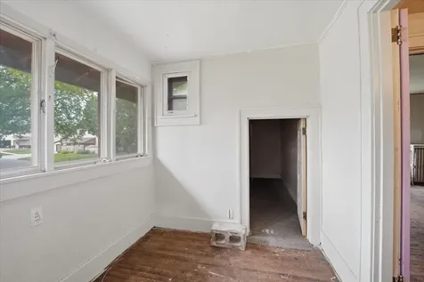 1501 11th Street Eldora IA 50627