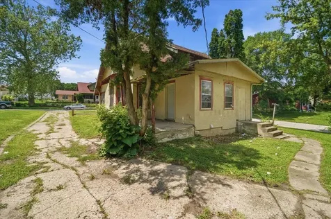 1501 11th Street Eldora IA 50627