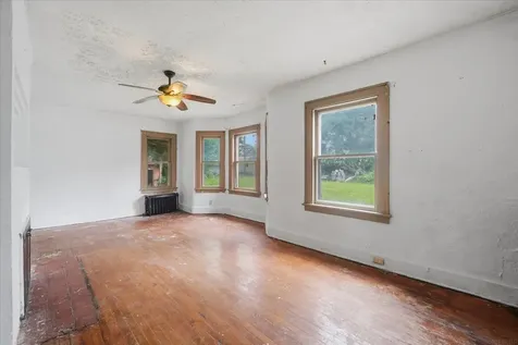 1501 11th Street Eldora IA 50627