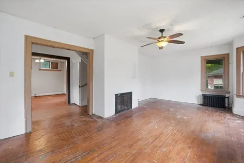 1501 11th Street Eldora IA 50627