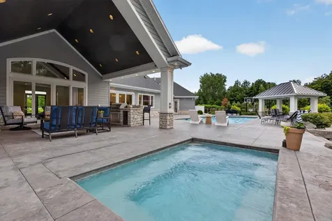 1214 Lakeshore Drive Cedar Falls IA 50613