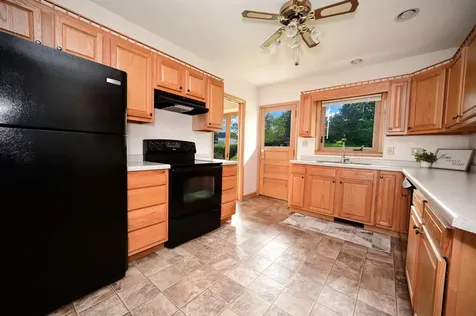 812 Sherman Avenue Manchester IA 52057