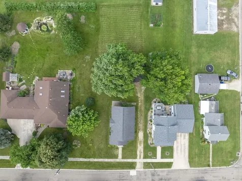 811 N Railroad Street Sumner IA 50674