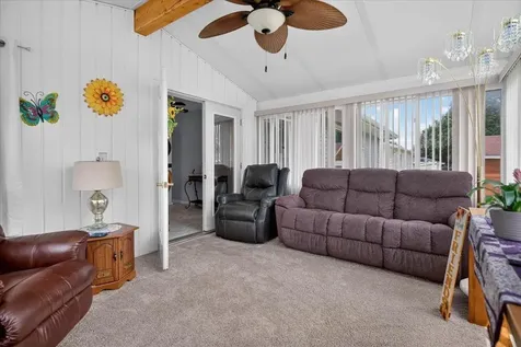 1129 Maxine Avenue Waterloo IA 50701