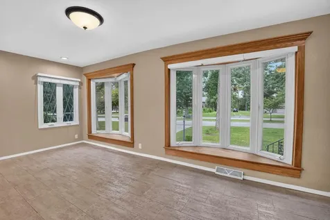 2221 Grand Boulevard Cedar Falls IA 50613