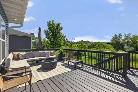 2124 Donald Drive Cedar Falls IA 50613