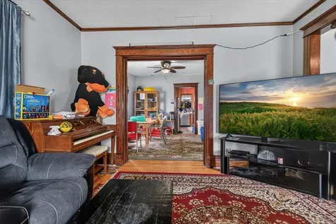 803 Randolph Street Waterloo IA 50702