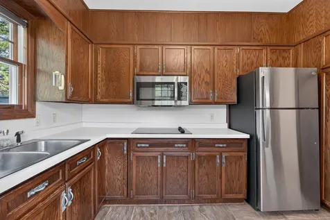 206 S Hackett Road Waterloo IA 50701