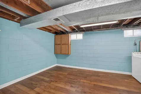 216 Hartman Avenue Waterloo IA 50701